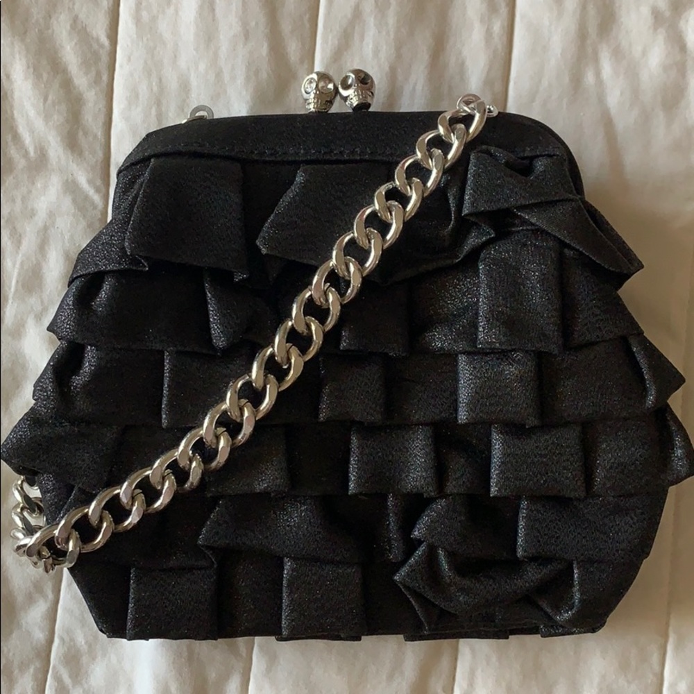 Vintage Betsey Johnson Rubble Skull Chain hand bag
